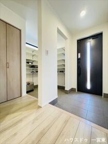 ダイマルタウン一宮市西五城4　全3棟　A号棟　新築一戸建て