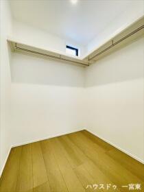 ダイマルタウン一宮市西五城4　全3棟　B号棟　新築一戸建て