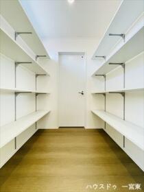 ダイマルタウン一宮市西五城4　全3棟　B号棟　新築一戸建て