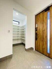 ダイマルタウン一宮市西五城4　全3棟　C号棟　新築一戸建て