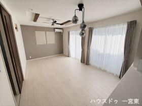 ●一宮市浅井町江森　中古一戸建て