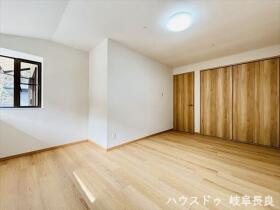 岐阜市岩井　中古一戸建て