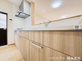 岐阜市岩井　中古一戸建て