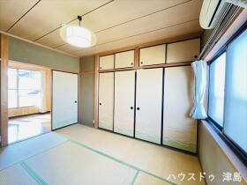 ※●愛西市須依町庄屋敷　中古一戸建て