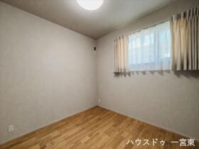 一宮市千秋町加納馬場字梅塚　中古一戸建て