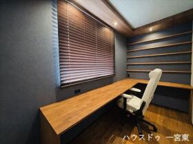 一宮市千秋町加納馬場字梅塚　中古一戸建て