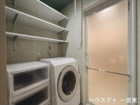 一宮市千秋町加納馬場字梅塚　中古一戸建て