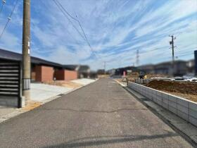 クレイドルガーデン菰野町千草　第3　全3棟　2号棟　新築一戸建て