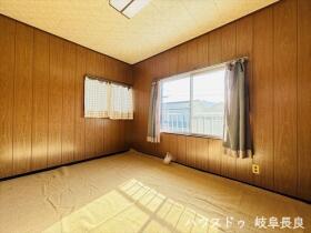 ●岐阜市大洞柏台5丁目　中古一戸建て