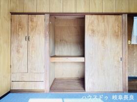 ●岐阜市大洞柏台5丁目　中古一戸建て