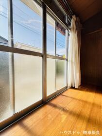 ●岐阜市大洞柏台5丁目　中古一戸建て