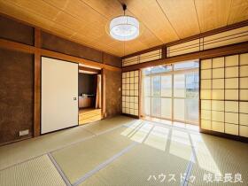 ●岐阜市大洞柏台5丁目　中古一戸建て