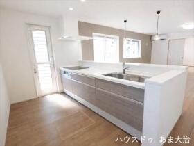 ●大治町西條城前田　中古一戸建て