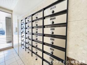 モアグレース新岐阜