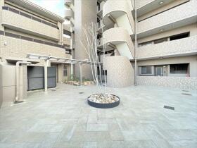 ●ライオンズガーデン戸田