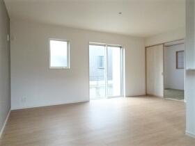 ●大治町西條殿池　中古一戸建て