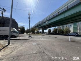●一宮市大和町馬引字西出　建築条件なし土地