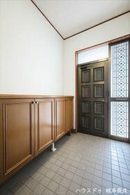 ●岐阜市西改田字若宮　中古一戸建て