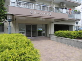 ●リリーハイツ港