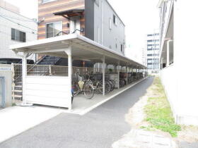 ●リリーハイツ港