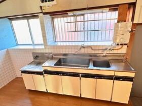 鈴鹿市北堀江2丁目　中古一戸建て