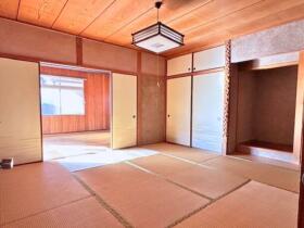 鈴鹿市北堀江2丁目　中古一戸建て