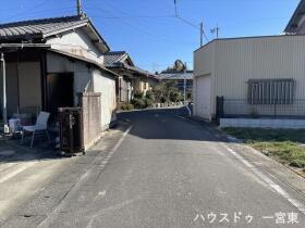 一宮市千秋町塩尻字居屋敷　建築条件なし土地
