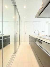 ●春日井市鷹来町池ノ前　中古一戸建て