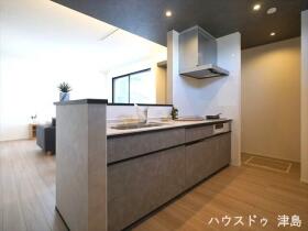 愛西市北河田町郷西　全１棟　新築一戸建て