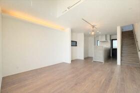 ●名古屋市中川区十番町1丁目　中古一戸建て