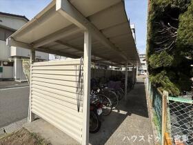●マンションニュー木曽川A棟