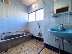 ●桑名市大字北別所字岸西下　中古一戸建て