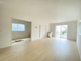 クレイドルガーデンあま市森1丁目第15　全3棟　1号棟　新築一戸建て