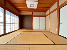 ●四日市市日永1丁目　中古一戸建て