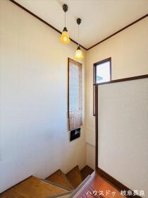 ●岐阜市柳津町上佐波西5丁目　中古一戸建て