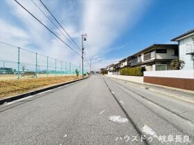 ●岐阜市柳津町上佐波西5丁目　中古一戸建て