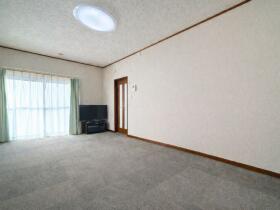 ●四日市市垂坂町　中古一戸建て