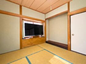 ●四日市市垂坂町　中古一戸建て