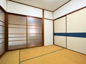 ●四日市市赤堀2丁目　中古一戸建て