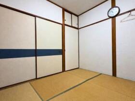 ●四日市市赤堀2丁目　中古一戸建て