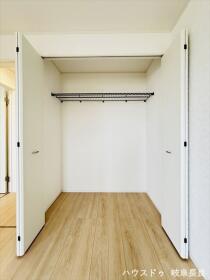 クレイドルガーデン岐阜市西中島第7　全2棟　2号棟　新築一戸建て