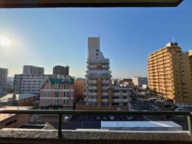 真栄マンション西浦