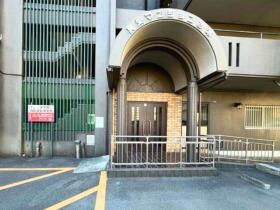 真栄マンション西浦