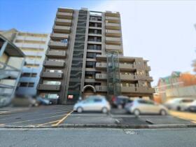 真栄マンション西浦