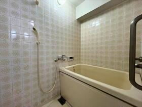 真栄マンション西浦