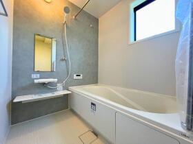 Livele Garden S桑名市伊賀町　全1棟　新築一戸建て