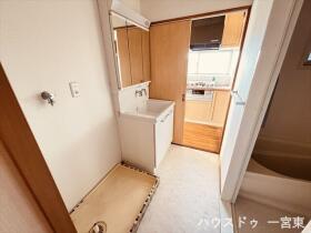 ●ナビタウン一宮マンション