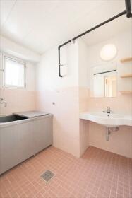 ●東丘住宅　C棟