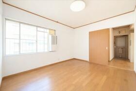 ●東丘住宅　C棟