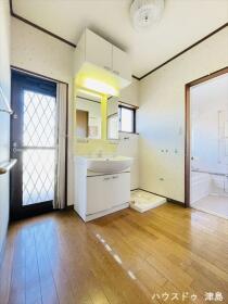 ※●津島市中地町2丁目　中古一戸建て